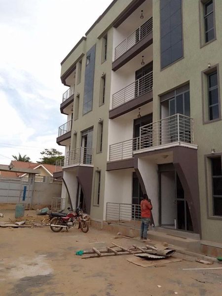 Devine Apartments Photo 1