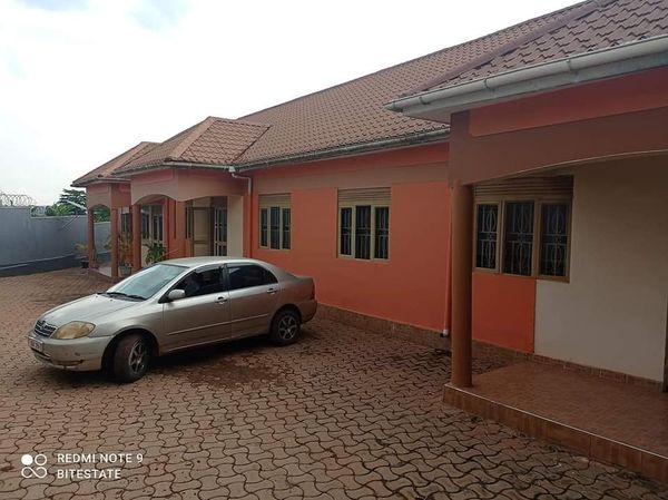 2 bedroom house Namugongo Photo 1
