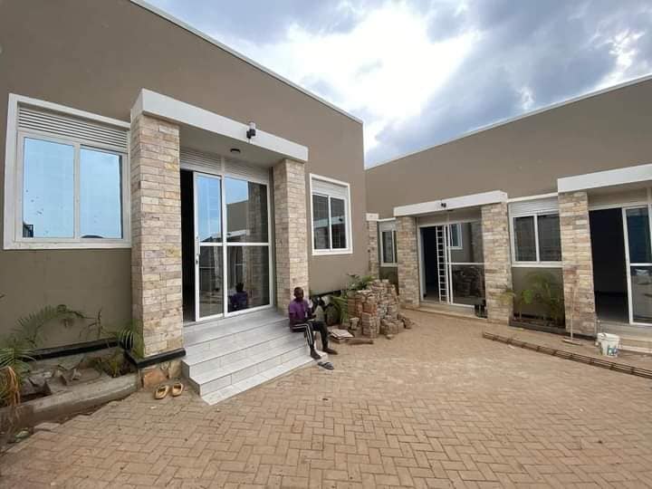 Brook Terraces Photo 1