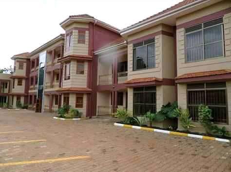 Cypress Courts Photo 1