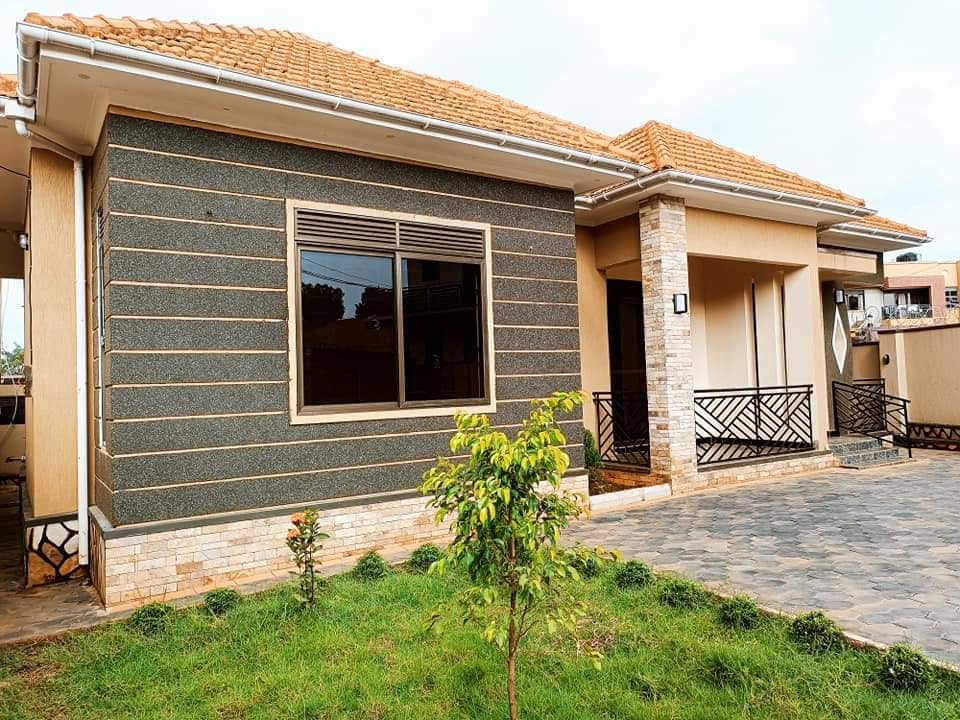 3 Bedroom 2 Bath 2 Boys Quarters Photo 1